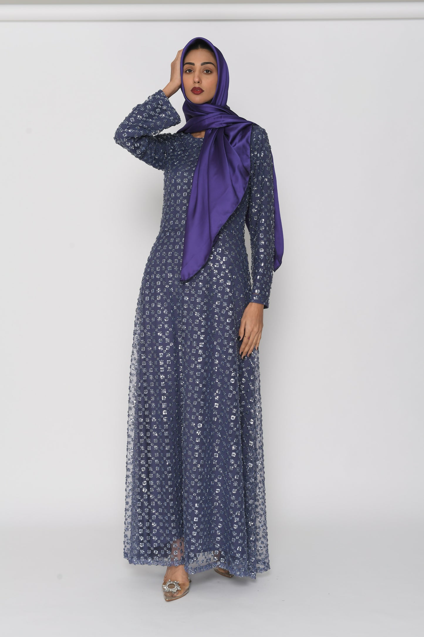 The deep blue night dress